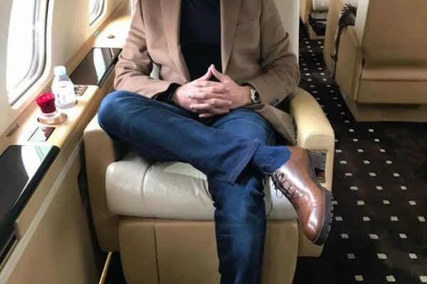 ‘Kẻ lừa đảo Tinder’ Simon Leviev: Bắt vì tội trộm tiền bạn gái