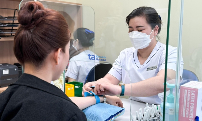 Xét nghiệm máu sàng lọc di truyền trước khi mang thai. Ảnh: Phòng khám Đa khoa Tâm Anh Quận 7