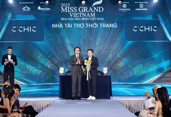 Ông Hoàng Nhật Nam - trưởng ban tổ chức cuộc thi nhan sắc và ông Thái Mai Long - founder CCHIC - tại buổi công bố nhà tài trợ. Ảnh: MGVN
