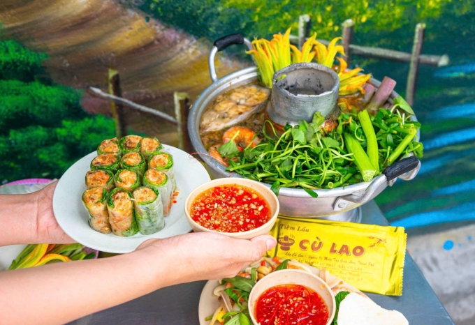 Các món ăn của đơn vị. Ảnh: Tiệm lẩu Cù Lao