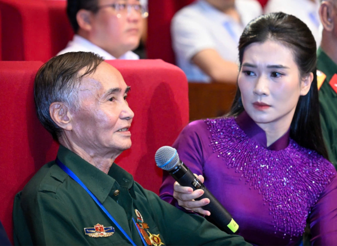 Cựu chiến binh Lê Xuân Chinh tại một sự kiện ở Hà Nội hồi tháng 7. Ảnh: Việt Trung