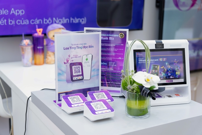 Loa ting ting của TPBank, tự động phát thông báo bằng giọng nói mỗi khi tài khoản nhận được tiền, giúp việc xác nhận giao dịch trở nên an toàn, nhanh chóng hơn. Ảnh: TPBank