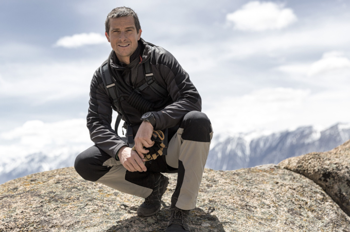 Cựu binh sĩ đặc nhiệm Không quân Anh (SAS), Bear Grylls, nổi tiếng toàn cầu qua loạt chương trình truyền hình sinh tồn. Ảnh: NBC