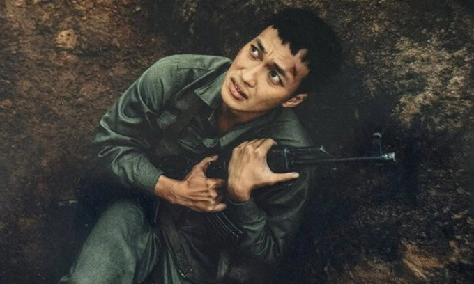 Lâm Thanh Nhã (vai Bình) trong Mưa đỏ.