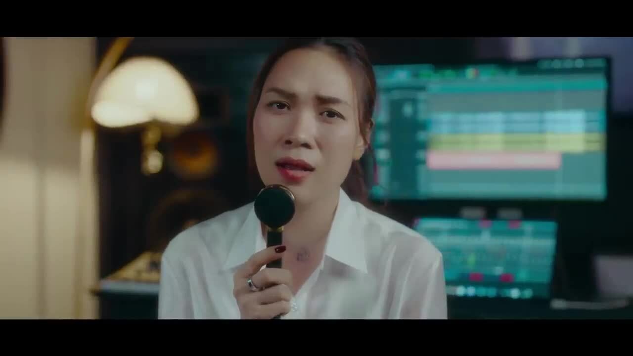 MV "Mùa gió thổi trên mái nhà"
