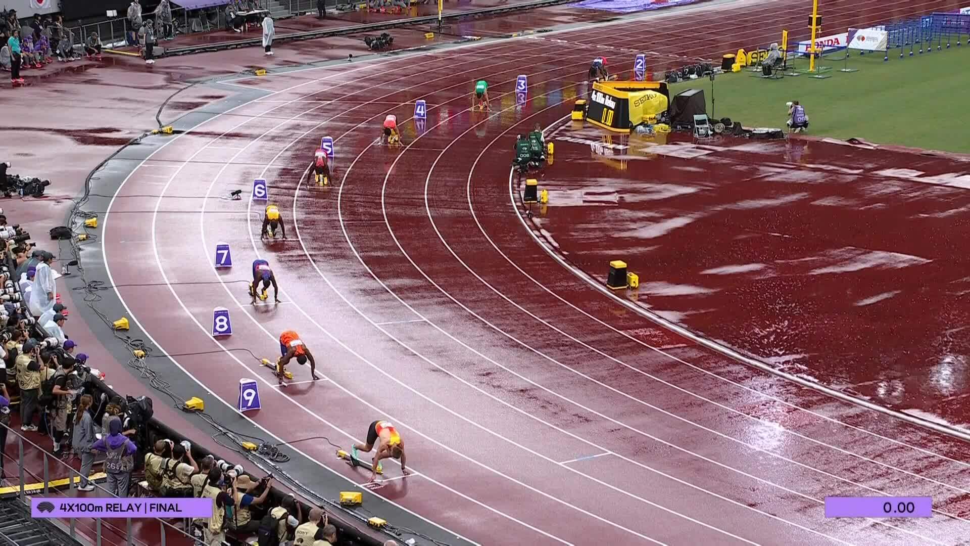 Noah Lyles giúp Mỹ giành HC vàng tiếp sức 4x100m nam thế giới