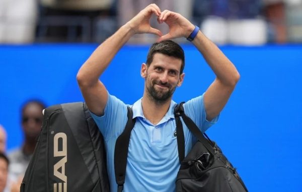 Djokovic ủng hộ phong trào biểu tình của sinh viên Serbia