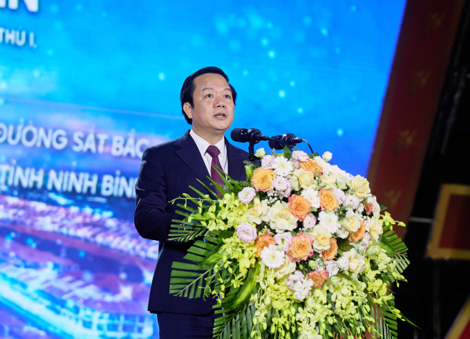 Chủ tịch UBND tỉnh Ninh Bình Phạm Quang Ngọc phát biểu tại buổi lễ. Ảnh: Sun Group