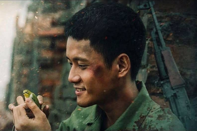 Diễn viên Đình Khang, đóng vai Tú trong phim. Ảnh: Đoàn phim cung cấp