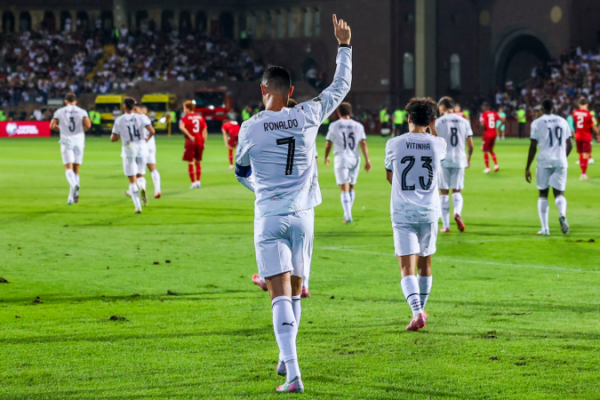HLV Bồ Đào Nha: Bàn thắng của Ronaldo gợi nhớ điều gì?
