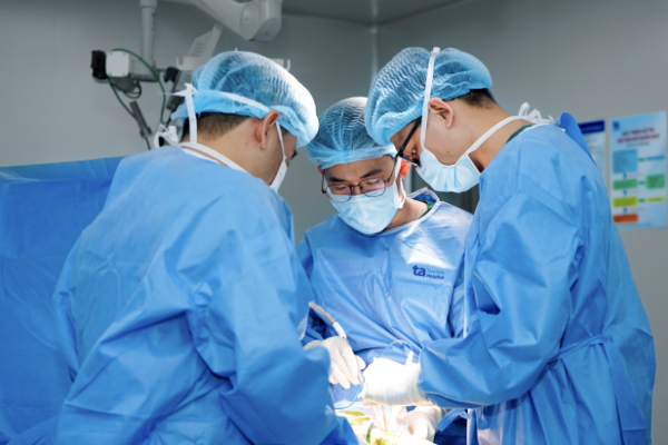 Gãy xương chân, cột sống ở thanh niên: Cảnh báo tai nạn