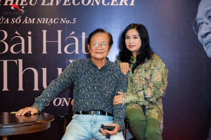 Thanh Lam và nhạc sĩ Dương Thụ tại sự kiện ra mắt live concert. Ảnh: Ban tổ chức cung cấp
