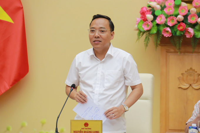 Thứ trưởng Công Thương Nguyễn Hoàng Long phát biểu tại hội nghị triển khai Nghị quyết 70, ngày 4/9. Ảnh: Nguyễn Linh
