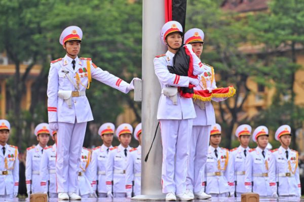 Quan chức cấp cao vi phạm: Không tổ chức quốc tang