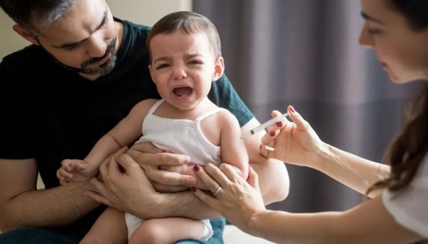 Tiểu bang đầu tiên của Hoa Kỳ loại bỏ quy định tiêm chủng bắt buộc