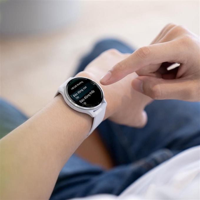Runner có thể chọn chế độ tiếng Việt. Ảnh: Garmin