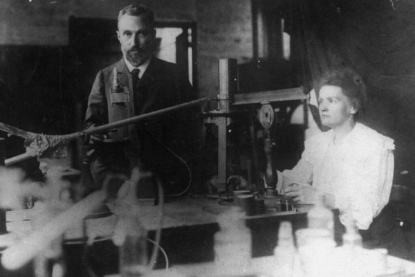 Gia đình Nobel: Những dòng họ khoa học danh giá