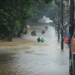 Huế chìm trong lũ: Cảnh báo đô thị ngập lụt