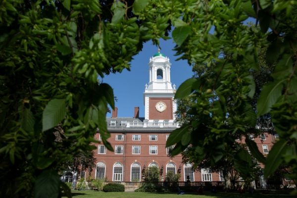 Top 5 Đại Học Quốc Tế Hàng Đầu Thu Hút Tổng Thống, Thủ Tướng