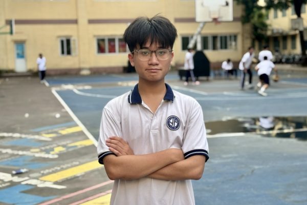 Thủ khoa Hóa Hà Nội: Nam sinh vượt áp lực, đạt thành tích cao