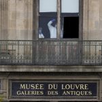Pháp bắt giữ nghi phạm vụ cướp bảo tàng Louvre: Tin tức mới nhất
