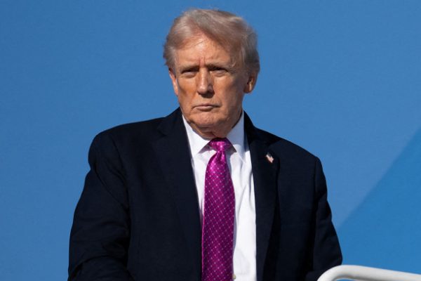 Ông Trump: Ukraine nên cắt Donbass để đạt thỏa thuận ngừng bắn?