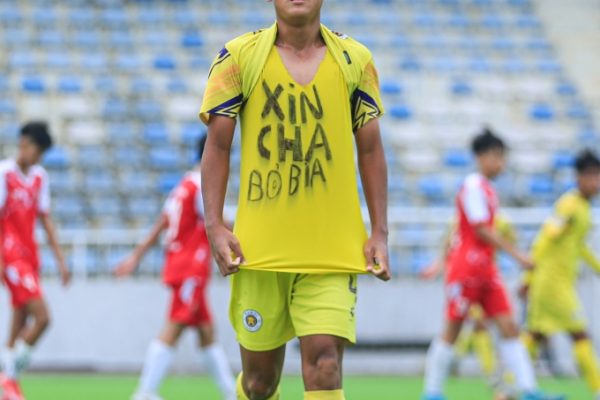 Sao trẻ Việt: Thông điệp ‘Xin Cha Bỏ Bia’ gây sốt!