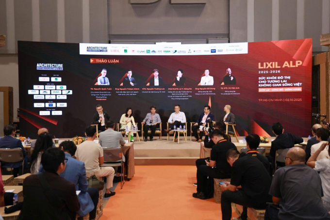 Phần thảo luận mở với nhiều chuyên gia. Ảnh: Lixil