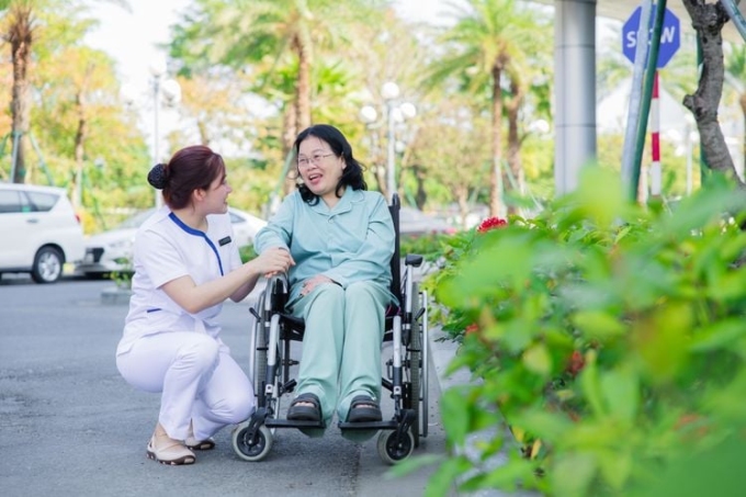 Hệ thống y tế 5 sao với các trung tâm nghiên cứu và điều trị lão khoa chuyên sâu chăm sóc sức khỏe toàn diện cho người cao tuổi. Ảnh: Vinhomes