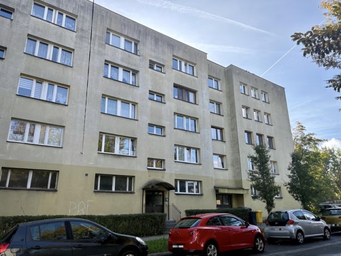 Khu chung cư ở Świętochłowice, nơi cô Mirella đã ở trong nhà suốt 27 năm. Ảnh: FATK