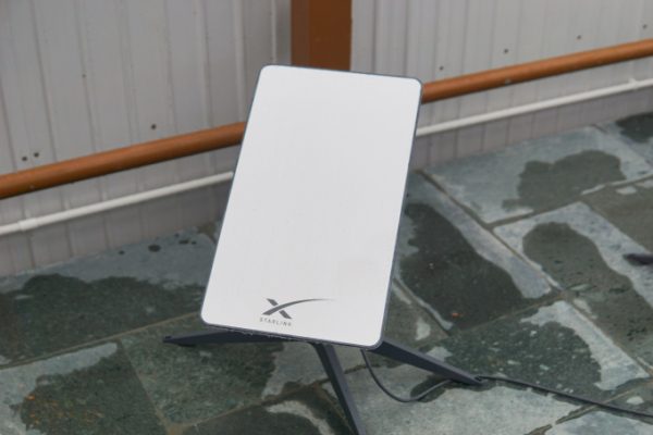 SpaceX đạt 10.000 vệ tinh Starlink: Phủ sóng Internet toàn cầu