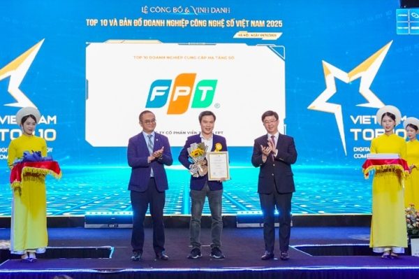 Ba sản phẩm FPT nhận giải thưởng công nghệ số tại Tech&Map 2025