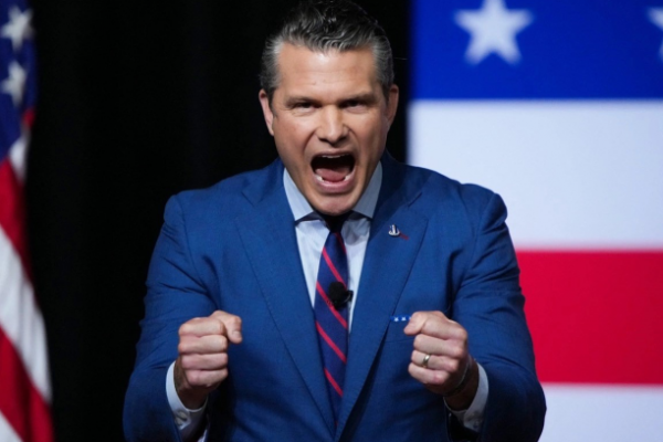 Binh sĩ Mỹ xem “tối hậu thư” của Hegseth: Phân tích & Phản ứng