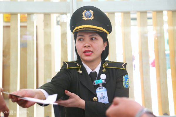 Công an xã: Thủ tục cấp giấy thông hành biên giới Việt – Trung