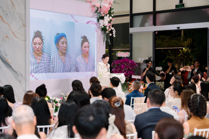 Đại diện phòng khám chia sẻ tầm nhìn, giá trị và mục tiêu mà thương hiệu hướng đến. Ảnh: Perfect U