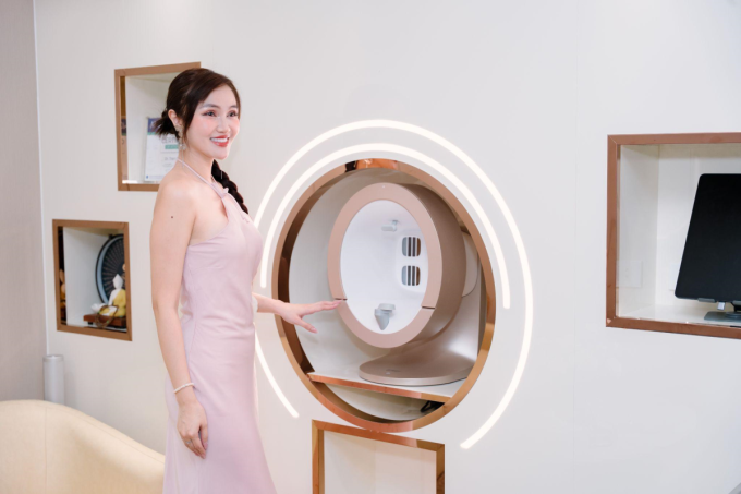Thương hiệu làm đẹp gây ấn tượng với hệ thống thiết bị hiện đại và không gian thiết kế tinh tế. Ảnh: Perfect U