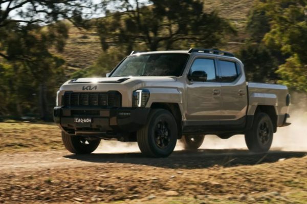 Kia bán tải mới: Khó khăn chinh phục khách hàng?
