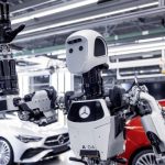 Hãng xe kêu gọi Trump: Đừng đánh thuế robot nhà máy!