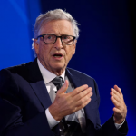 Bill Gates: Ưu tiên phúc lợi hơn cắt giảm khí thải