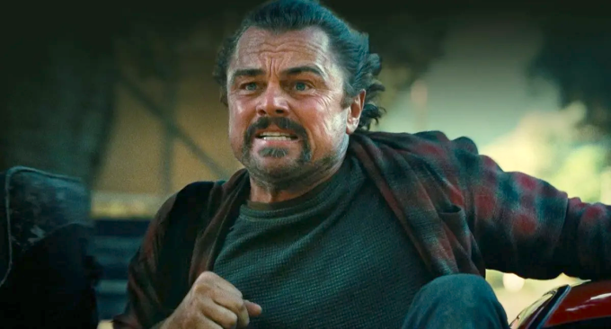 Leonardo DiCaprio trong One Battle After Another. Ảnh: Warner Bros. Pictures