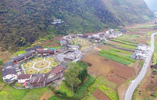 Pả Vi: Từ bãi lầy hoang đến làng du lịch nổi tiếng