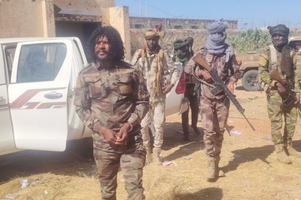 Thảm sát bệnh viện: Phiến quân bắt cóc bác sĩ, gây phẫn nộ