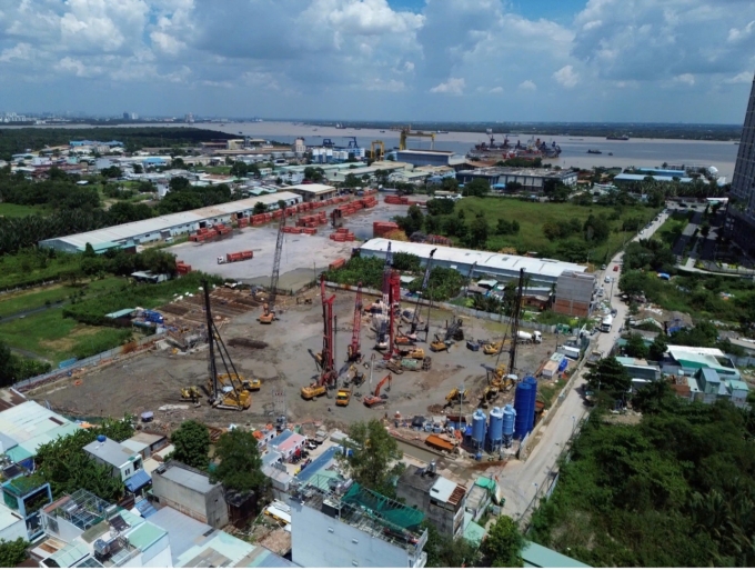 Dự án tại phường Phú Thuận (quận 7 cũ). Ảnh: Văn Phú