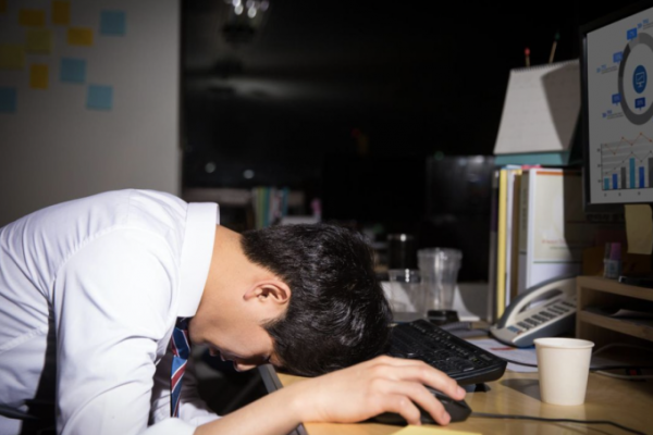 Bắt nạt công sở: Khi nhân viên thành ‘người hầu’ của sếp