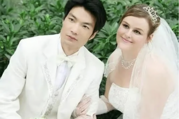 Chuyện tình cảm động: Chàng khiếm thị và nữ tiến sĩ người Mỹ