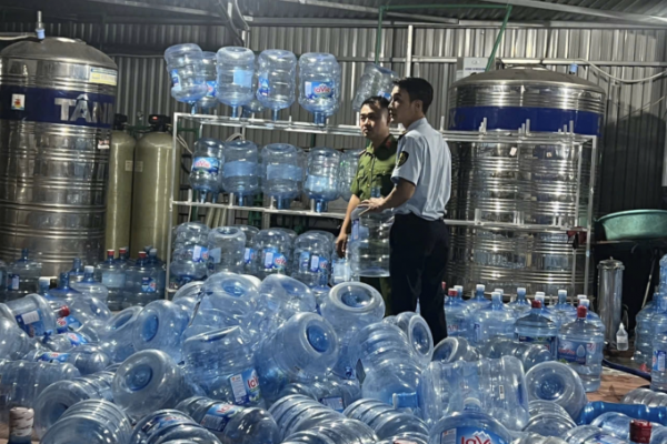 Nước lã giả mạo nước tinh khiết: Tác hại khôn lường cho sức khỏe