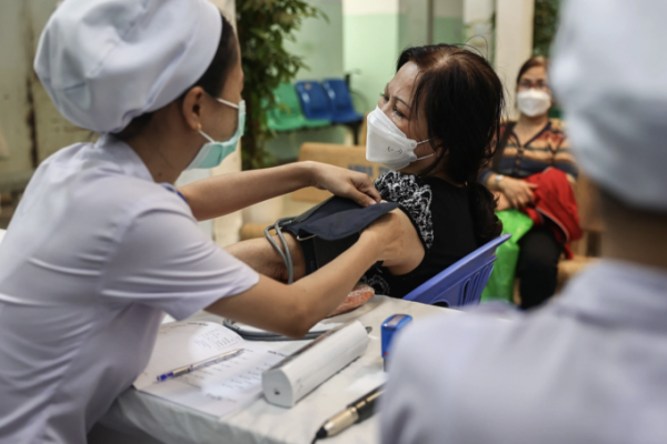 5 Lý do huyết áp tăng cao vào mùa đông: Cảnh báo!