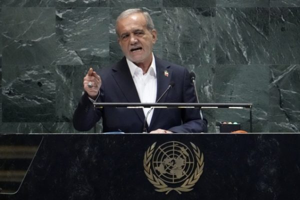 Hạn hán: Tổng thống Iran đề xuất dời đô khỏi Tehran