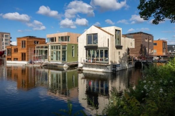 Nhà nổi Hà Lan: Giải pháp sống chung với ngập lụt