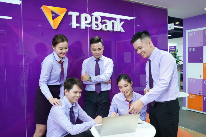 Đội ngũ nhân viên của ngân hàng. Ảnh: TPBank